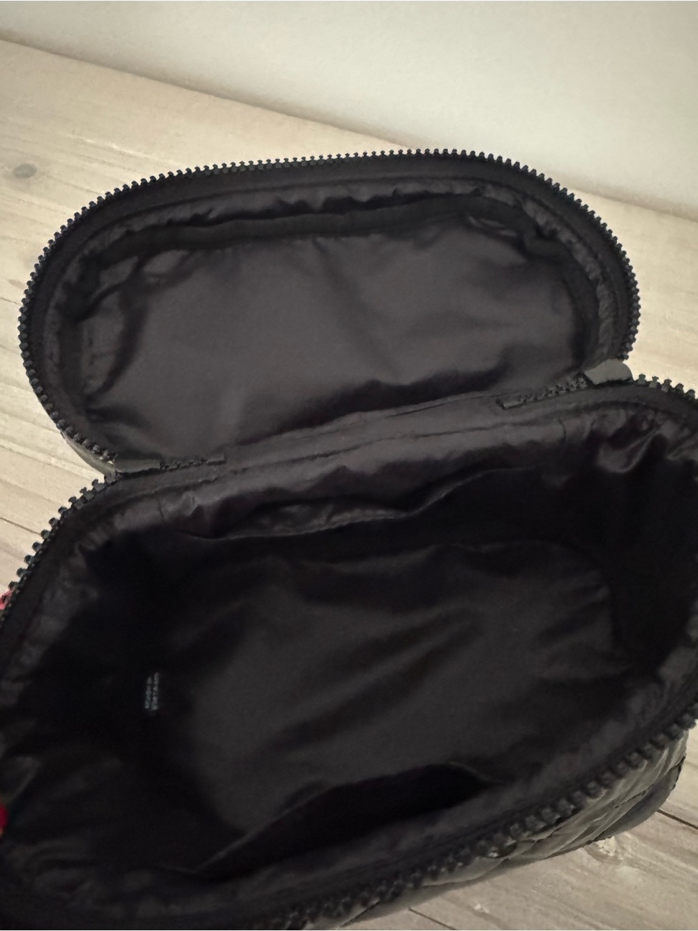 MZ Wallace Black Patent Mini Quilted Vanity Case with Tan Handle Accent NWT - Picture 3 of 5